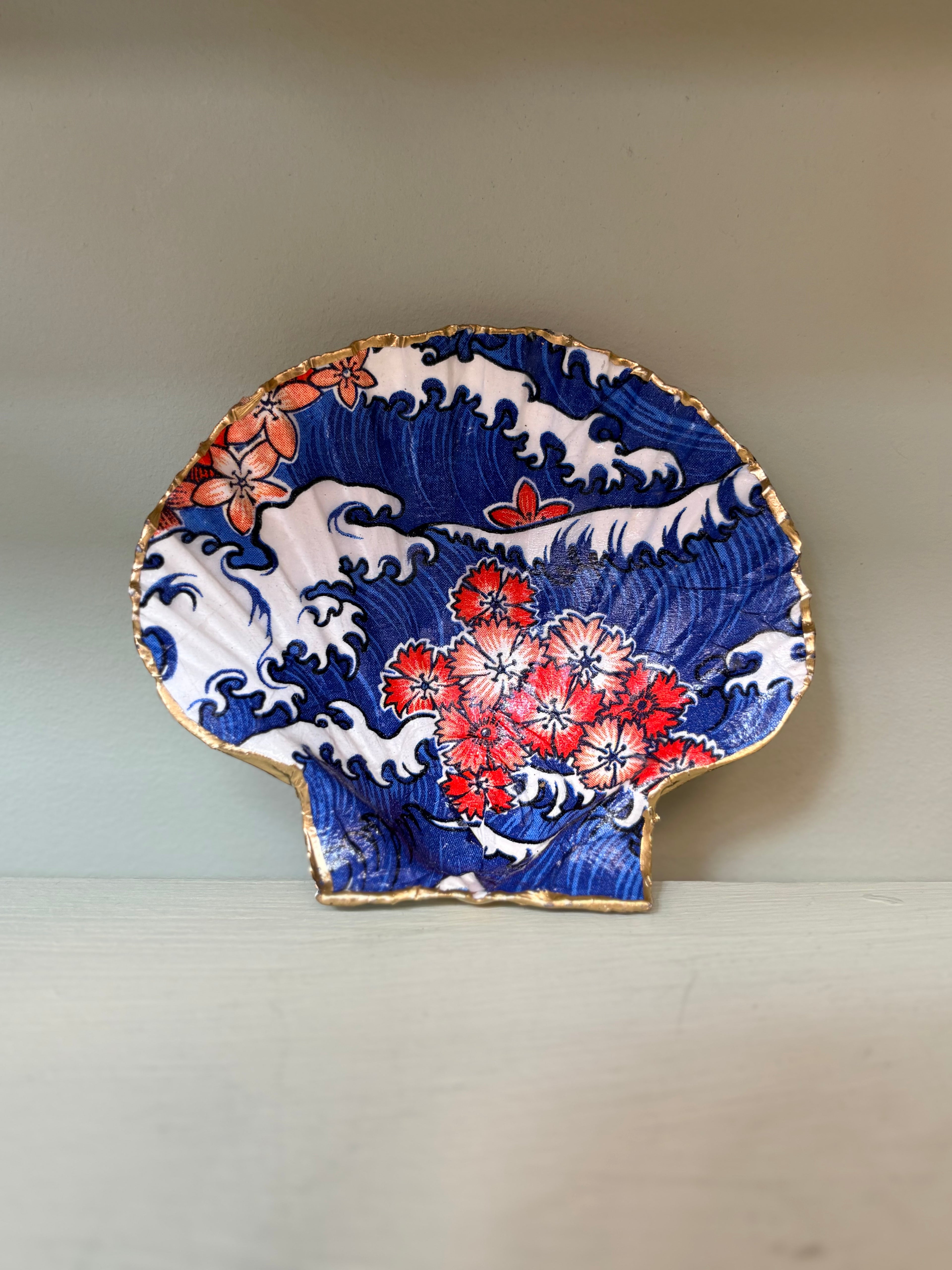 Periwinkle Shells Blue Wave Trinket Dish